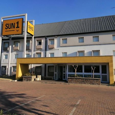 Sun1 Witbank Hotel Bagian luar foto