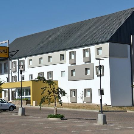 Sun1 Witbank Hotel Bagian luar foto